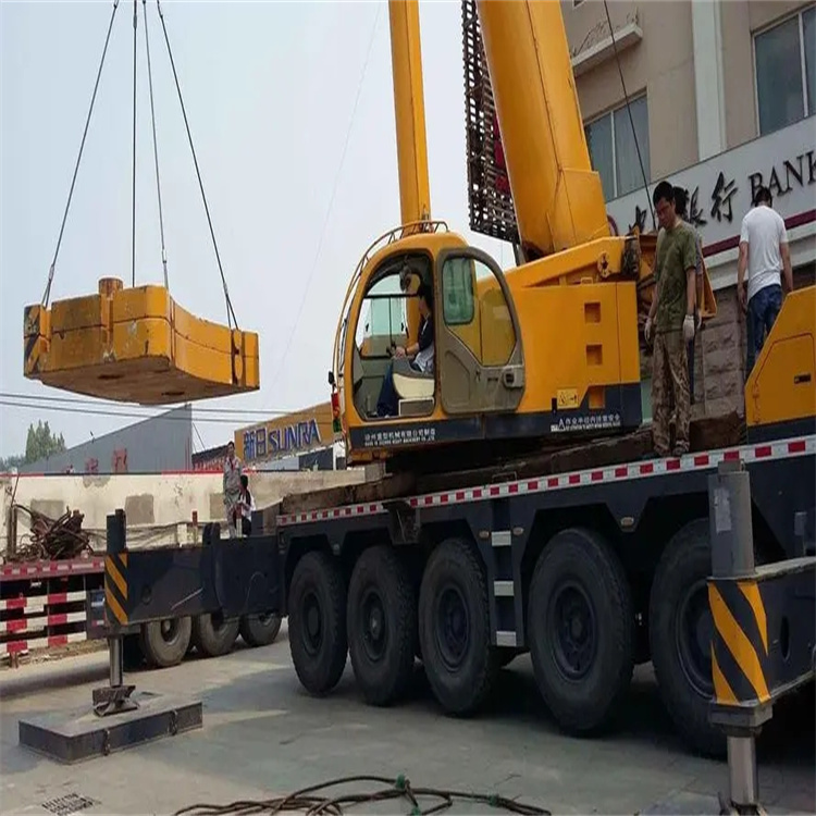 麻涌镇当地吊车出租|机器吊装|75吨|工厂搬迁服务