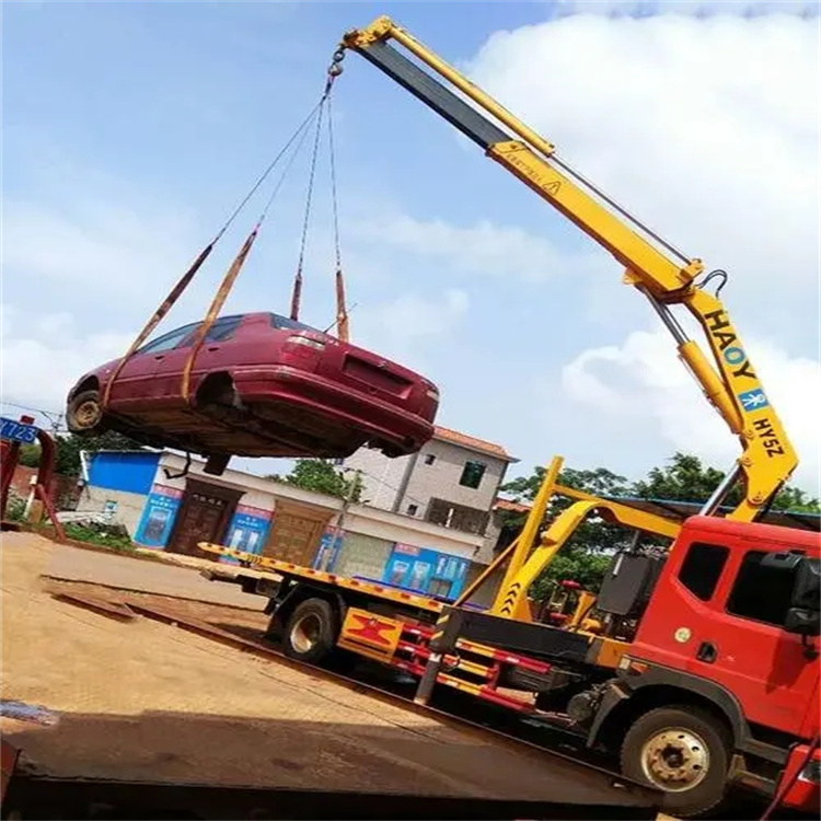 麻涌镇吊车吊汽车的正确方法